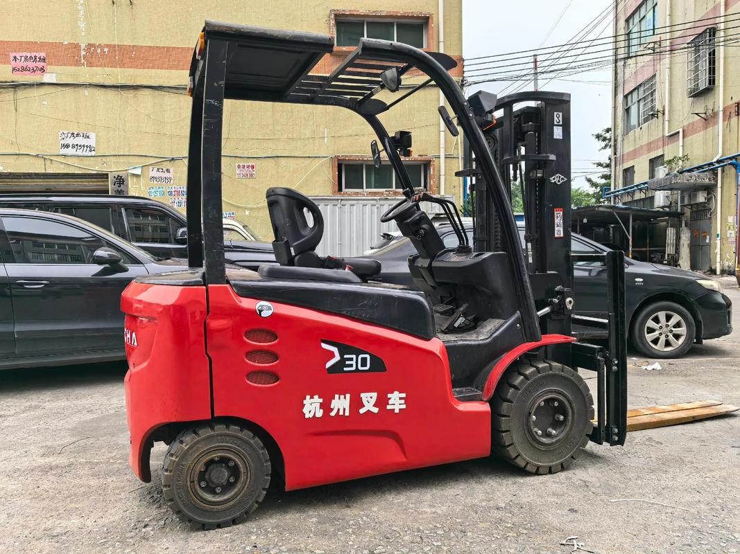杭叉x系列3噸電動(dòng)叉車,二節(jié)三米門架帶側(cè)移器,全新實(shí)心胎,2